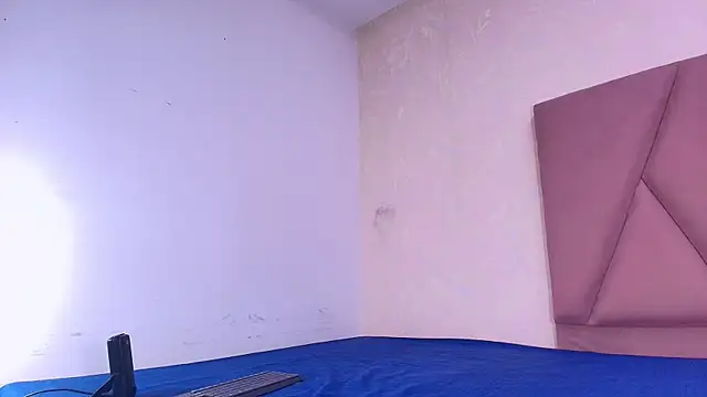 arl chloee online show from 16, 9, 2025