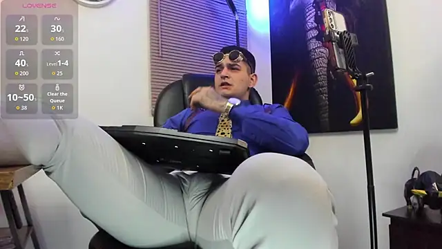 Nicolas Fellener online show from 12, 9, 2025