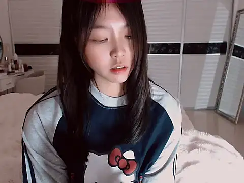 -Lucky Girl online show from 12, 2, 2025