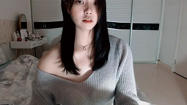 -Lucky Girl online show from 12, 10, 2025