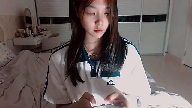 -Lucky Girl online show from 26, 5, 2026