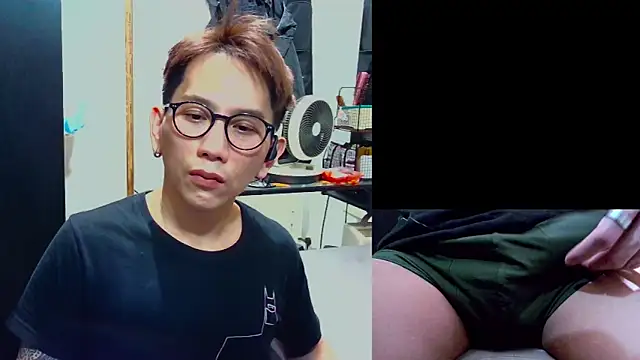 Snapshot of UndreamtM chatting on 23, 3, 2026 UndreamtM online show from 23, 3, 2026