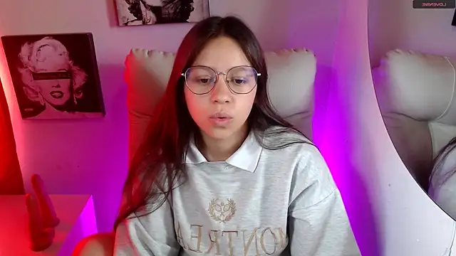 SamanthaRoldaan online show from 18, 11, 2025