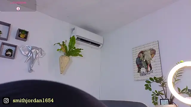 JordanSmiith  online show from 24, 9, 2025