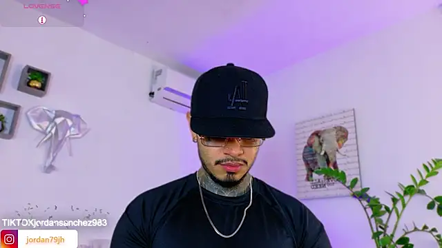 JordanSmiith  online show from 17, 3, 2026