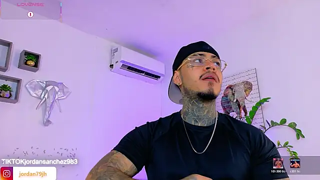 Snapshot of JordanSmiith_ chatting on 1, 5, 2026 JordanSmiith online show from 1, 5, 2026