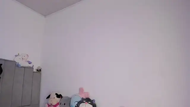 Snapshot of chloe_watson_ chatting on 3, 7, 2026 chloe watson online show from 3, 7, 2026