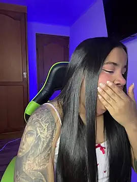 Snapshot of leila_22 chatting on 8, 2, 2026 leila 22 online show from 8, 2, 2026