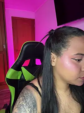 Snapshot of leila_22 chatting on 2, 3, 2026 leila 22 online show from 2, 3, 2026