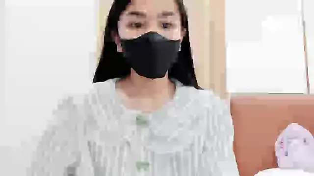 Snapshot of Lita-Julia chatting on 9, 1, 2025 Lita-Julia online show from 9, 1, 2025