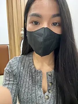 Snapshot of Lita-Julia chatting on 15, 2, 2025 Lita-Julia online show from 15, 2, 2025