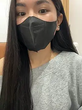 Snapshot of Lita-Julia chatting on 16, 2, 2025 Lita-Julia online show from 16, 2, 2025