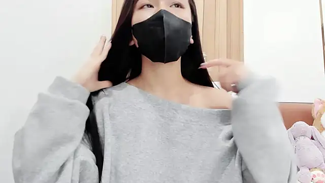 Snapshot of Lita-Julia chatting on 15, 3, 2025 Lita-Julia online show from 15, 3, 2025