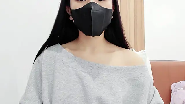 Snapshot of Lita-Julia chatting on 15, 3, 2025 Lita-Julia online show from 15, 3, 2025