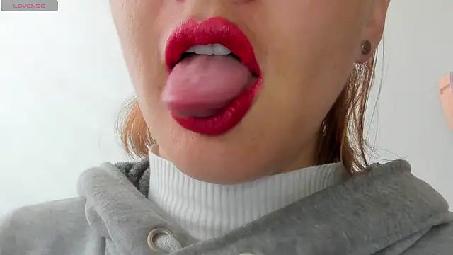 queen fetish online show from 30, 3, 2026