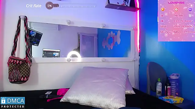 CarolRodriguez  online show from 25, 1, 2025