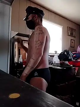 prettyboi6992 online show from 16, 12, 2025