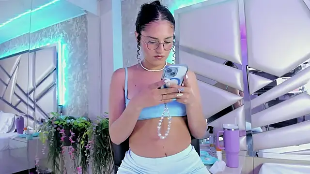 Miia002 online show from 25, 1, 2025