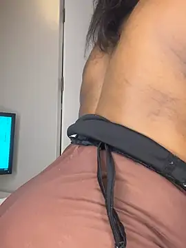 Bustygoddess32 online show from 23, 3, 2026