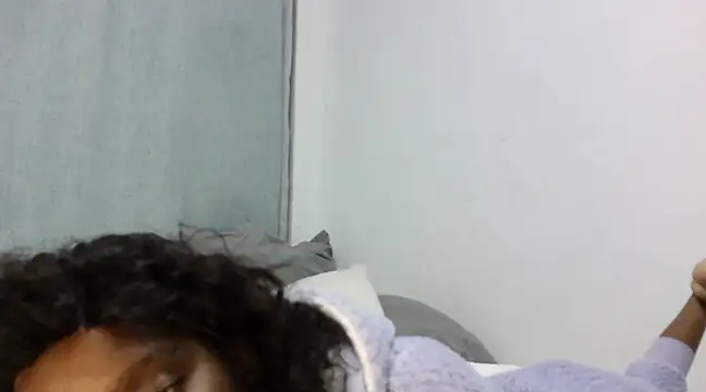 Sexxybella27 online show from 3, 2, 2025