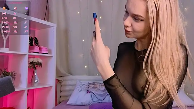 Snapshot of Viena_dias chatting on 17, 2, 2025 Viena dias online show from 17, 2, 2025