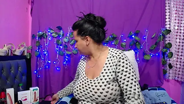 hazel 34 online show from 12, 2, 2025