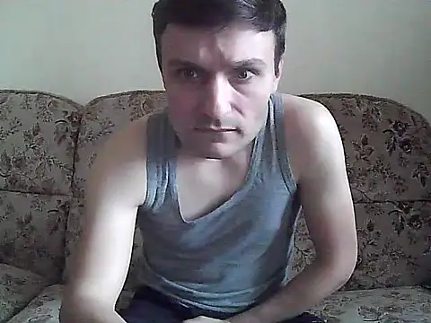 Snapshot of suarez1235 chatting on 9, 2, 2026 suarez1235 online show from 9, 2, 2026