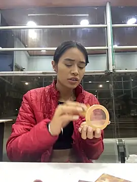 Snapshot of Kim_ev chatting on 7, 10, 2025 Kim ev online show from 7, 10, 2025