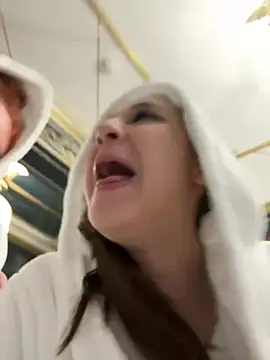 Snapshot of RollingGirls chatting on 14, 2, 2025 RollingGirls online show from 14, 2, 2025