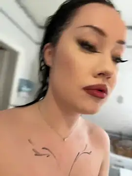 Snapshot of RollingGirls chatting on 25, 2, 2025 RollingGirls online show from 25, 2, 2025