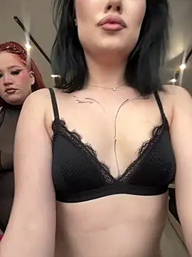 Snapshot of RollingGirls chatting on 2, 3, 2025 RollingGirls online show from 2, 3, 2025