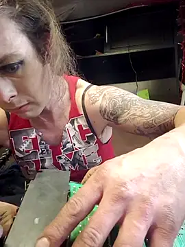 cdressupdiva online show from 2, 3, 2025