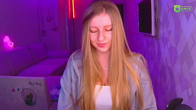 AmaliaQueen online show from 18, 12, 2024