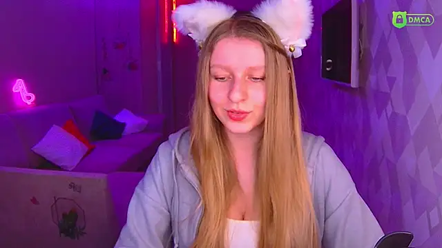 AmaliaQueen online show from 1, 2, 2025