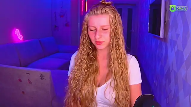 AmaliaQueen online show from 28, 9, 2025
