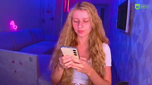 AmaliaQueen online show from 11, 10, 2025