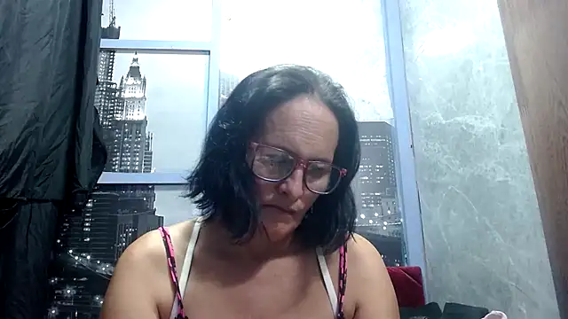 Nastylatinaxxx online show from 1, 11, 2025