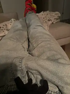 mightgogay online show from 24, 2, 2025