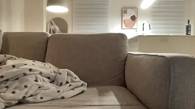 mightgogay online show from 25, 2, 2025