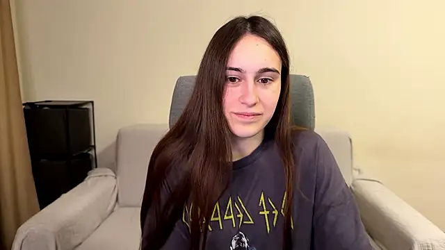 Snapshot of AliceKolltt chatting on 22, 3, 2026 AliceKolltt online show from 22, 3, 2026