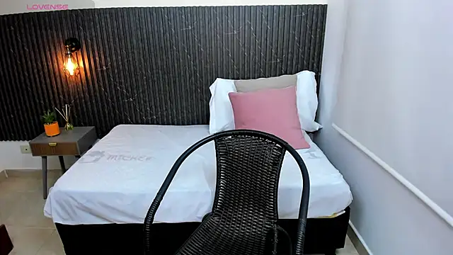 Aabby lee online show from 9, 3, 2025