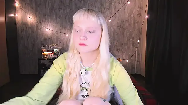 MariaMango online show from 25, 11, 2025