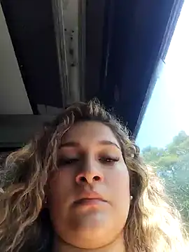 Sara smiiith211 online show from 18, 1, 2025