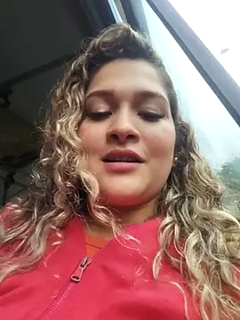 Sara smiiith211 online show from 6, 3, 2025