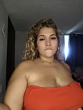 Sara smiiith211 online show from 21, 12, 2025