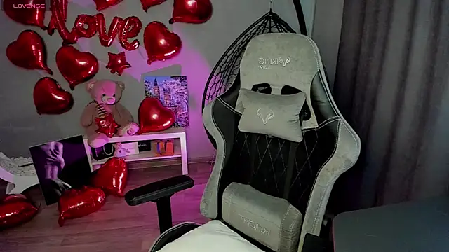 lily williamss online show from 20, 2, 2025