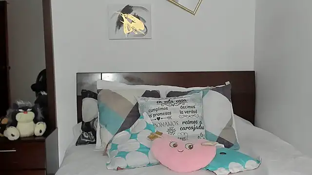 EmilyPeytonn online show from 22, 1, 2025