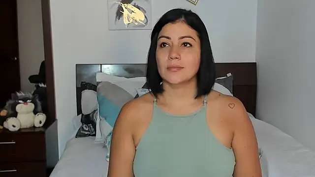EmilyPeytonn online show from 22, 1, 2025