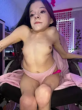 MiniSophiaa online show from 20, 3, 2025