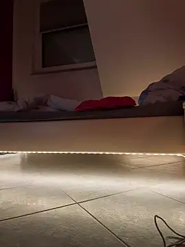 Snapshot of Bennyben8604 chatting on 6, 12, 2024 Bennyben8604 online show from 6, 12, 2024